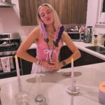 Kira Kosarin Instagram - neon workouts & making lavender bouquets for all my friends era 🌸🩰🦄🧚🏼‍♀️🪄