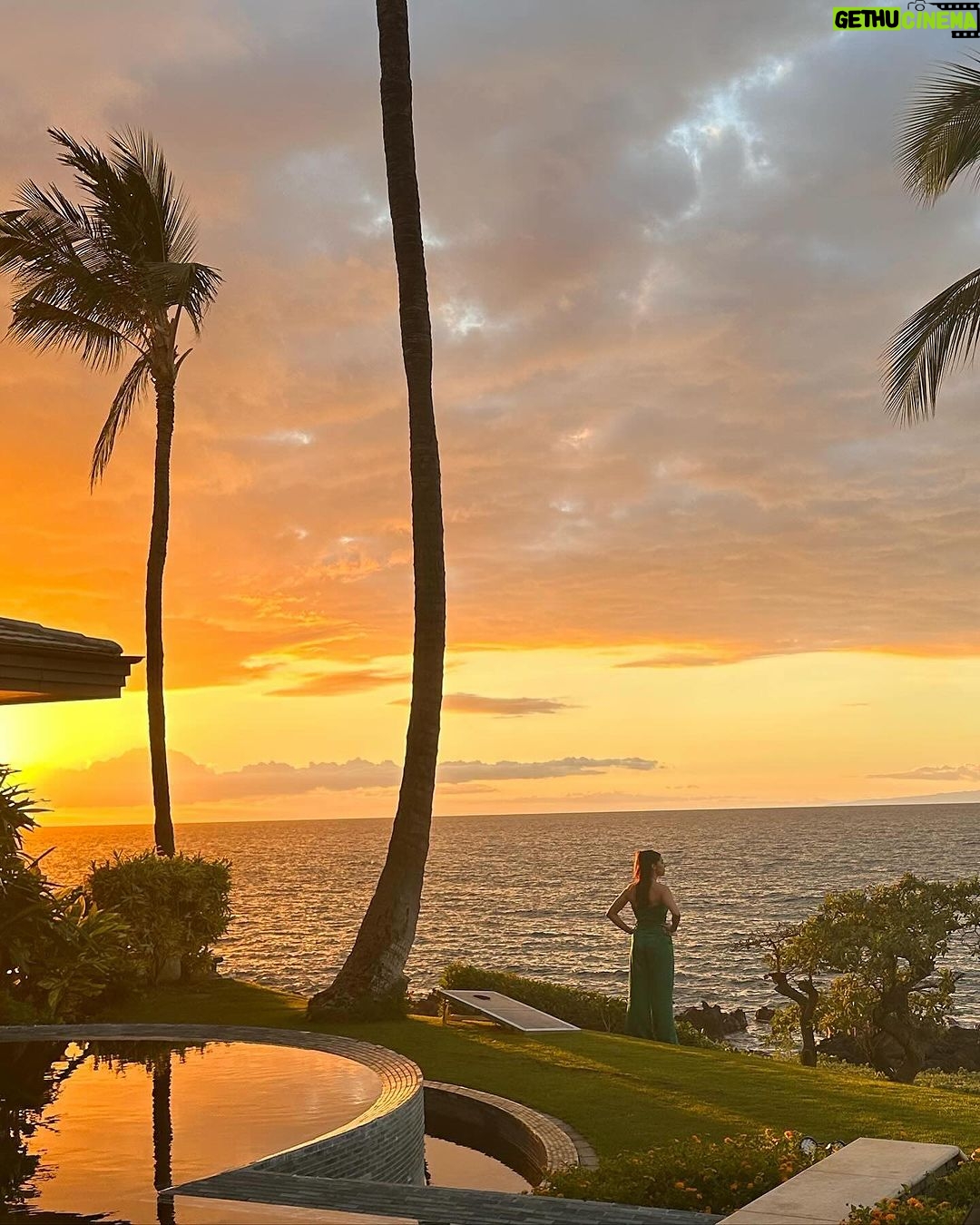 Kira Kosarin Instagram - t h a n k Hawaii