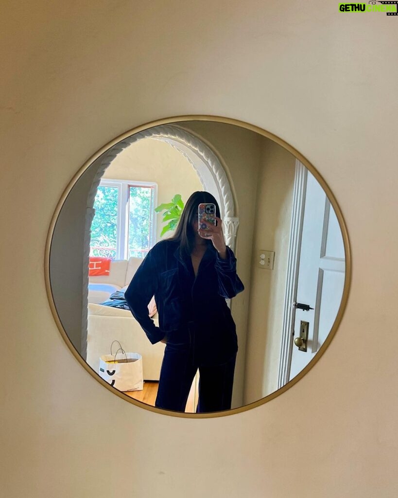 Kira Kosarin Instagram - very serious business