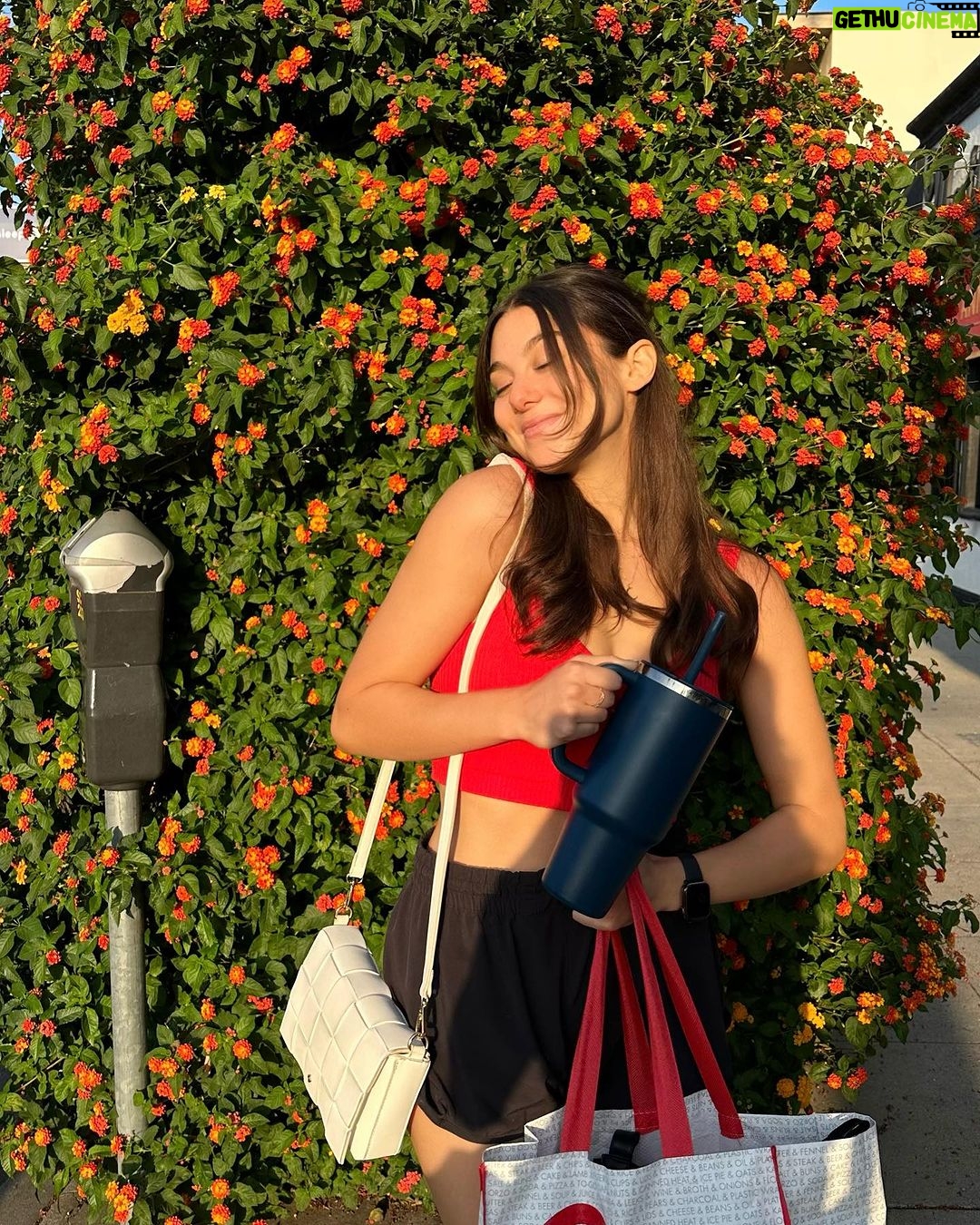 Kira Kosarin Instagram - august et al 🌱
