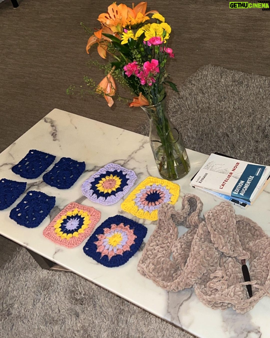 Kira Kosarin Instagram - yeah bro sorry i didn’t text u back i was in the astral realm crocheting & hanging art & frolicking w the homies & eating the last sweet tomatoes of summer