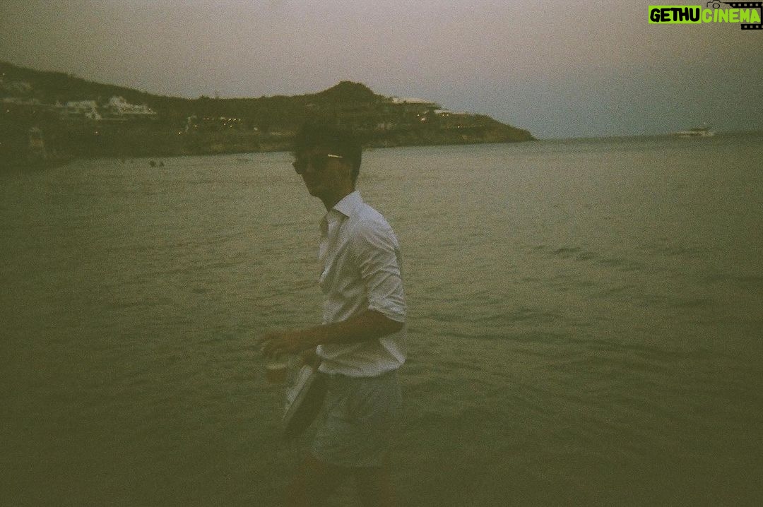 Kira Kosarin Instagram - got the film developed from our trip 💍 Greek islands