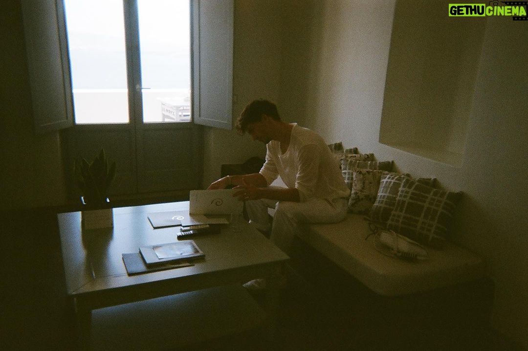Kira Kosarin Instagram - got the film developed from our trip 💍 Greek islands