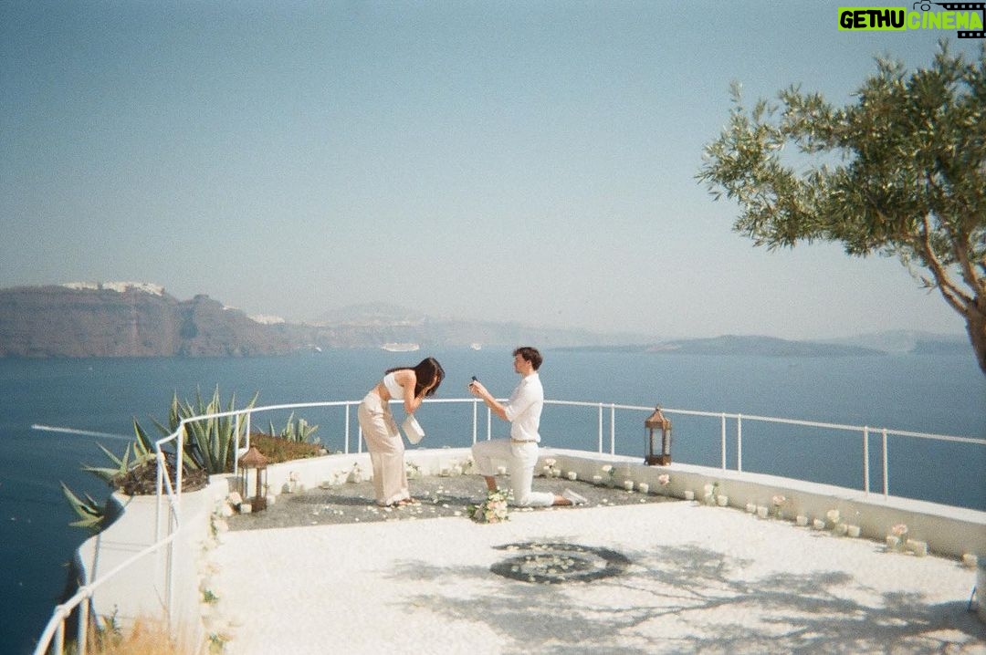 Kira Kosarin Instagram - got the film developed from our trip 💍 Greek islands