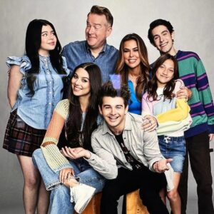 Kira Kosarin Instagram - Thundermans Return now streaming on @paramountplus 💙⚡️ 1) mountain top sisters 2) last looks 3) 🍎🌳 4) my badass stunt double 5) table read 6) casual superhero behavior 7) “remember that time” 8) big thundertwin energy 9) heading to the door to the living room set to see if for the first time on day 1. all the feels. 10) 💙⚡️ Streaming Now