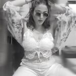 Kiran Rathod Instagram - Sunshine state of mind #lookoftheday #ootd #photooftheday #manifest #manifestation #bikini #beautifulroom #love #instagood #instagram #followforfollowback #followme #photooftheday #photography #bhfyp #instalike #l #instadaily #likeforfollow #picoftheday #fashion #beautiful #me #smile #beauty #myself #happy #kiranrathore #kiranrathod #art