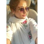 Kiran Rathod Instagram - Kissed by Sun 🌞 #sunkissed 😘 #ootd#lookoftheday#selfie #photooftheday #instadaily #love #happy #instagood #instagram #followforfollowback #followme #photooftheday #photography #bhfyp #instalike #l #instadaily #manifestation #picoftheday #fashion #beautiful #me #followers #smile #travelphotography #myself #beauty #beautiful #me#kiranrathore #kiranrathod #art#artistsoninstagram