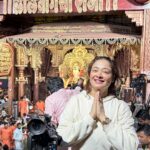 Kiran Rathod Instagram - Never spent so much time at #lalbaughcharaja ever … I was only standing right in front n gazing him forever …. Or either he was not leaving my sight … we literally had eye contacts for years … love u Ganesha … u never go .. u always in my heart ❤️ #lalbaughcharaja #jaishreeganesh #ganesha #ganesh #lalbaugvisarjan Lalbaug Parel - लालबाग परेल