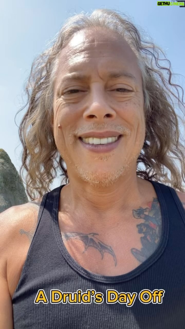 Kirk Hammett Instagram - ⚡️ This place will always have very special meaning for me on multiple levels. Sorry I didn’t sign for anyone… I wanted the experience to be personal & bypass a Stonehenge Meet & Greet 🤣🤘🏻🎸