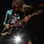 Kirk Hammett Instagram - 🤘🎸🤘 #m72hamburg photo📸by @brettmurrayphotography @metallica #m72