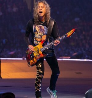 Kirk Hammett Instagram - Monster match … ⚡️ photo📸by @brettmurrayphotography  #m72amsterdam @metallica