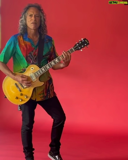 Kirk Hammett Instagram - Just a little photo jam with @rosshalfin