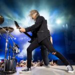 Kirk Hammett Instagram - Shadow and light ⚡️⚡️⚡️ photo📸by @brettmurrayphotography #metinmadrid @metallica