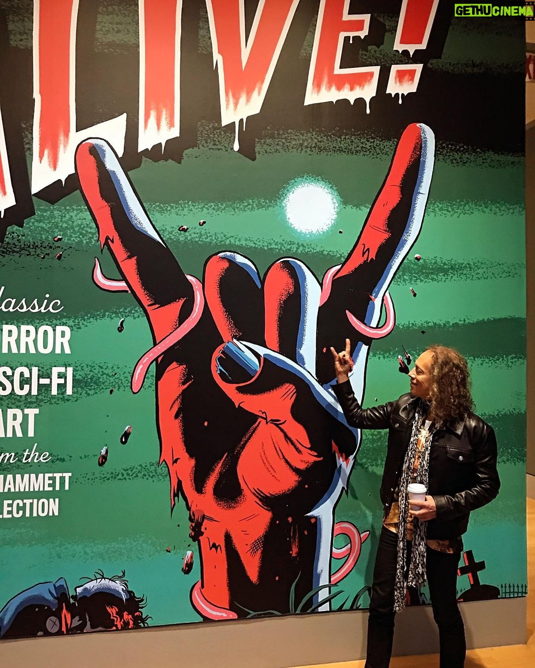Kirk Hammett Instagram - #itsalive !! 🦇 🧟♂️ #happyhalloween 🤟