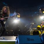 Kirk Hammett Instagram - You know what time it is … ⚡️⚡️⚡️ 🤘 photo📸by @brettmurrayphotography #metallica @metallica