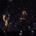 Kirk Hammett Instagram - Phoenix take 2 ⚡️⚡️ photo📸by @photosbyjeffyeager 🤘 @metallica @robtrujillo