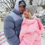 Klavdiya Vysokova Instagram - Сбежали из пинтерест, надев свои лучшие луки ❤️ Какой из наших парных образов нравится больше?)) P.S. у ребят на аккаунте сейчас проходит poзыгpыш, переходи @feelz.ru и выигрывай образы как у нас 😉 Рекламодатель: ООО ФИЛЗ, erid: 2SDnjdfcLXr ИНН 5902063061 ОГРН 1225900008333
