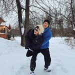 Klavdiya Vysokova Instagram - Сбежали из пинтерест, надев свои лучшие луки ❤️ Какой из наших парных образов нравится больше?)) P.S. у ребят на аккаунте сейчас проходит poзыгpыш, переходи @feelz.ru и выигрывай образы как у нас 😉 Рекламодатель: ООО ФИЛЗ, erid: 2SDnjdfcLXr ИНН 5902063061 ОГРН 1225900008333