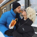 Klavdiya Vysokova Instagram - Сбежали из пинтерест, надев свои лучшие луки ❤️ Какой из наших парных образов нравится больше?)) P.S. у ребят на аккаунте сейчас проходит poзыгpыш, переходи @feelz.ru и выигрывай образы как у нас 😉 Рекламодатель: ООО ФИЛЗ, erid: 2SDnjdfcLXr ИНН 5902063061 ОГРН 1225900008333