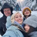 Klavdiya Vysokova Instagram - Тепло там, где семья ❤️ А как ваше начало года?