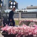 Klavdiya Vysokova Instagram - Последняя серия фоток с проекта! 🫢 Это было свидание мечты - валяться весь день в кровати)) 🌸 Да уж, эта история похожа на сказку… Финал завтра, а как много он в себе таит… 🤫