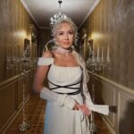 Klavdiya Vysokova Instagram - Финал сказочки через 3 дня! 👸🏼🥀 Эту главу своей жизни я бережно буду хранить в своей памяти всегда! Чего стоили одни образы… 🏰#СердцеКлавы