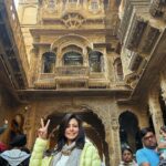 Koel Mallick Instagram – Few casual posing in between shoot!🤪🤣😆😛💃
#sonarkellayjawkerdhan #shootfilm #happiness #love #life #rajasthan #jaisalmer