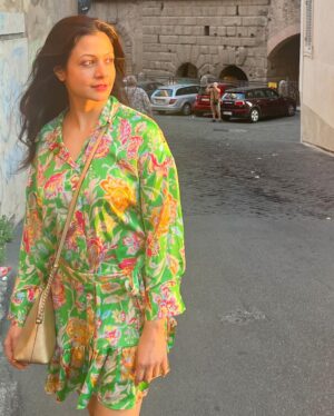 Koel Mallick Instagram - Passing this place brings a rush of memories 😍😍😍😍…ki korey tokey bolbo!!😊
#europetrip2023 #europediaries #rome #collosium #travel #happiness #love