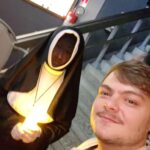 Konstantino Atanassopolus Instagram - Prestes a assistir a "Freira 2" Paulista (Sao Paulo)