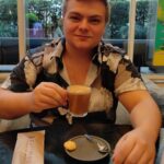 Konstantino Atanassopolus Instagram – Em reunião apreciando um café! Pullman Sao Paulo Ibirapuera
