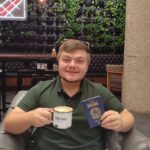 Konstantino Atanassopolus Instagram – Passaporte renovado confere ✓
Um bom dia a todos com um cafézinho diferenciado!!!
Vamo que vamo 🛫🛫🛫 Qualquer Lugar Por Ai