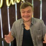 Konstantino Atanassopolus Instagram - Fala aí, galera! Estive na Nativas Grill na Vila Mariana e, pô, que lugar top! Agora eu faço parte da turma que não perde uma oportunidade de ir lá. E sabe por quê? Porque lá tem um rodízio de carnes premium que é show de bola. Carne macia, saborosa, do jeitinho que a gente gosta. E não para por aí, não! O buffet é completão! Pratos quentes, frutos do mar, sushi e salada... tem de tudo, pra todo gosto. Sabe aquele camarão fresquinho, aquele sushi bem feitinho, salada colorida e pratos quentes que parecem que acabaram de sair do fogão? Lá tem! Tá esperando o quê? Dá uma passada lá na Nativas Grill na Vila Mariana. Tenho certeza que você vai curtir demais, assim como eu curti. Já tô planejando voltar lá e me deliciar com mais daquelas carnes premium. Te espero lá, hein? Vila Mariana - São Paulo/sp