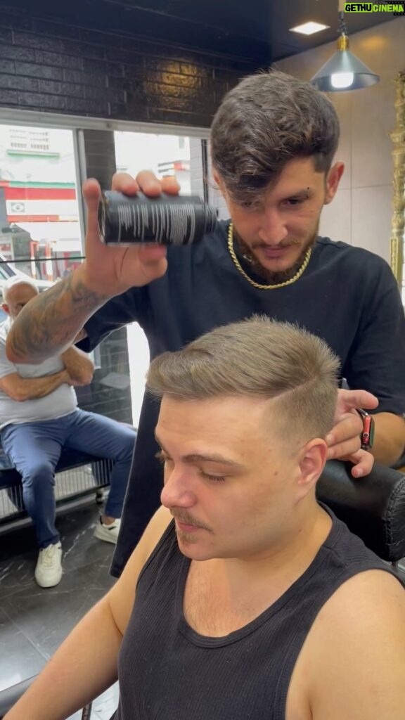 Konstantino Atanassopolus Instagram - ✨✨✨ . . . #salaodebeleza #reels #trendingreels #trending #viralvideos #viralmemes #hair #hairstyle #hairtutorial #hairtransformation #cabelo #brasil #memes #followforfollowback #foryou #like #instalike #instadaily #barbers #barberlove #barberia #corte #cortefeminino #cortemasculino #likesforlike #stylish Rua Dr Ornelas