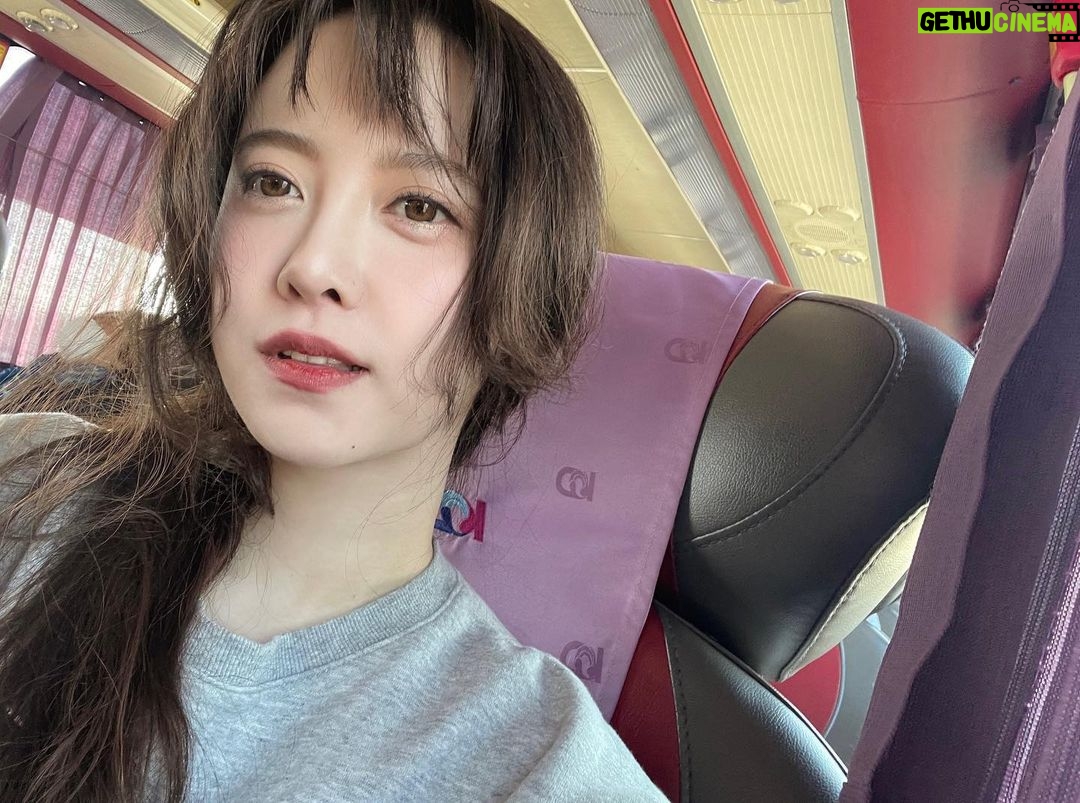 Koo Hye-sun Instagram - 지난 여름내 온몸에 붙어있던 살(힘듦)들을 모두 제거했어요. 지금은 계절학기로 수강하고 있는 코딩...ㅠㅠ기말고사 준비중이여요. 새해 복 많이 받으세요!