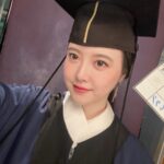 Koo Hye-sun Instagram - 졸업사진 찍고 있어요! ❤️