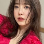 Koo Hye-sun Instagram - 오랜만에 광고의상 피팅중인데요. 무슨 광고일까요.