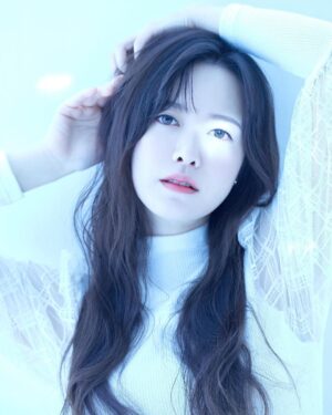 Koo Hye-sun Instagram - 새 프로필 사진이여요.