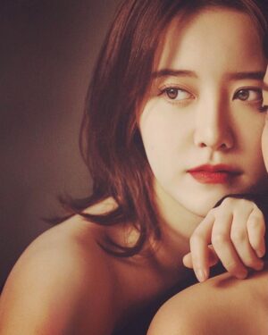 Koo Hye-sun Instagram - 이제 곧 데뷔 20주년.