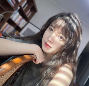 Koo Hye-sun Instagram - (메타켓x구혜선)NFT 오픈채팅방 인증용 셀카ㅎㅎㅎ