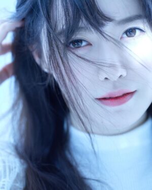 Koo Hye-sun Instagram - 새 프로필 사진이여요.