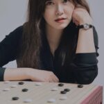 Koo Hye-sun Instagram - 월간 바둑 11월호. B컷.