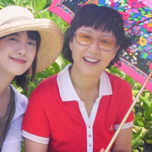 Koo Hye-sun Instagram - 엄마랑 괌에서.