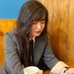 Koo Hye-sun Instagram - 제 24회 쇼트쇼츠 국제 단편영화제 '관객상' 상금을 받았는데요. 경제가 어려워져서 학식을 못챙기는 학생들이 있다는 소식에 모교인 성균관 대학교 '후배 사랑 학식 지원 기금 캠페인'에 기부하였습니다. 큰 금액은 아니지만 후배들이 잘먹고 다니길 바라는 마음으로.