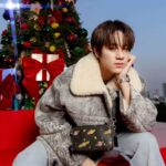 Korapat Kirdpan Instagram - @Coach ชวนมาฉลองเทศกาลแห่งความสุขกับงาน ‘Coach Holiday Pop Up’ ที่ไอคอนสยาม ปาร์ค 2 ชั้น 2 ทั้งต้นคริสต์มาส มุมถ่ายรูปต่างๆ และกิจกรรมความบันเทิงจัดเต็มตลอดทั้งเดือนธันวา แวะมาถ่ายรูปได้ตั้งแต่วันนี้ถึงวันที่ 3 มกราคมเลยนะครับ!!🎄🎅🏻 #CoachHoliday #CoachNY #pacificagroup #ICONSIAM