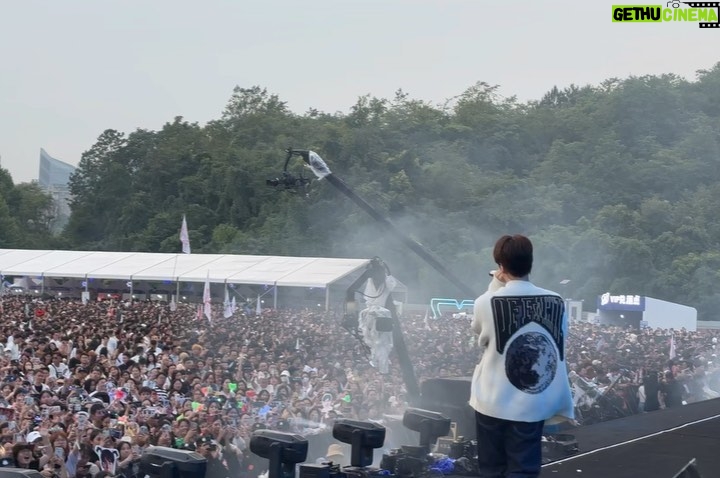 Korapat Kirdpan Instagram - Thank you for yesterday Itβs Unforgettable Love u all ππ #NNNxGuiyangMusicFest