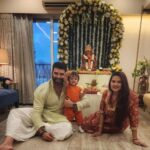 Kratika Sengar Instagram - आपको और आपके परिवार को हमारी ओर से गणेश चतुर्थी की ढेर सारी शुभकामनाएं.. ॐ गं गणपतये नमः #ganpatibappamorya #harharmahadevॐ #sanatan #faith