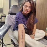 Kratika Sengar Instagram - And it's done, my first tattoo, dedicated to Mahadev, Maa Saraswati and Maa Lakshmi.. Thank you @devendrapalav21 for translating what I wanted so beautifully. Thank you @alienstattooindia and @sunnybhanushali for a great experience. #harharmahadevॐ