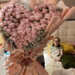 Kris Aquino Instagram - Inamin ko na malayo sa okay ang kalusugan ko… pero ginagawa pa rin namin ang lahat ng kakayanin sa ngayon, para makatulong sa kapwa. Simple ang dahilan ko, hindi nyo kami iniwan nung kami ang nangangailangan… i am just reciprocating in the way i am at present able to, the LOVE, SUPPORT, KINDNESS, COMPASSION, and LOYALTY many Filipinos have given me and my family, especially now that many need assistance. Lahat ng napangakuan, ginagawan ng paraan na matupad bago mag January 25, birthday in heaven ng mom ko. Isang request lang po, please don’t scold my nurse for not wearing gloves during our IV insertion- ako po ang nag request na tanggalin na nya kasi naubusan na ko ng veins for the IV line, fragile & weak kasi ang mga ugat ko. Whether doctor or nurse, inaabot minsan ng 8 attempts to get the line successfully in. Mahaba pa ang laban ko to strengthen my body & heal my broken heart… BUT from childhood i already knew, for me weakness could never be an option… especially NOW because i have kuya josh & bimb who still need me to love, care, and provide for them. Para sa dalawang pinakamamahal ko, hindi ako susuko. 💛 P.S. to protect the privacy of the very thoughtful friends who sent me flowers, balloons, fruits, home cooked food, Rosaries, prayer books, ice cream, and so much more i am refraining from any gratitude posts. To all, please know how much your thoughtfulness & gestures of caring especially your messages and hand written cards have uplifted me. At least now i know sino ang totoong nagmamahal at maaasahan, at sino ang makasarili at fake lang pala. (Hindi po yung ex fiancé ang pinatatamaan, kung sya pinangalanan ko na lang.)