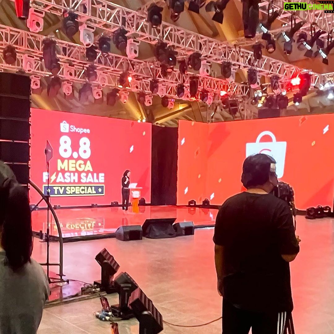 Kris Aquino Instagram - Done rehearsing. Maraming Salamat to my LOVES @shopee_ph, @shopeepay_ph, @gmanetwork, my loyal TEAM @alvingagui, @rbchanco, @jonathanbvelasco, @boopyap, @attygideon, @michaelleyva_ (PLUS our new members π) and of course, yung mahal namin ni kuya josh and bimb- ang nag-iisang Kuya Wil ng Bayan π΅π, WILLIE REVILLAME! #ikawnanga #lovelovelove See you tomorrow 10 AM to 12 NOON LIVE (on GMA 7, FB, YT, and the Shopee App) π§‘π§‘π§‘π§‘π§‘π§‘ Clark, Pampanga, Philippines