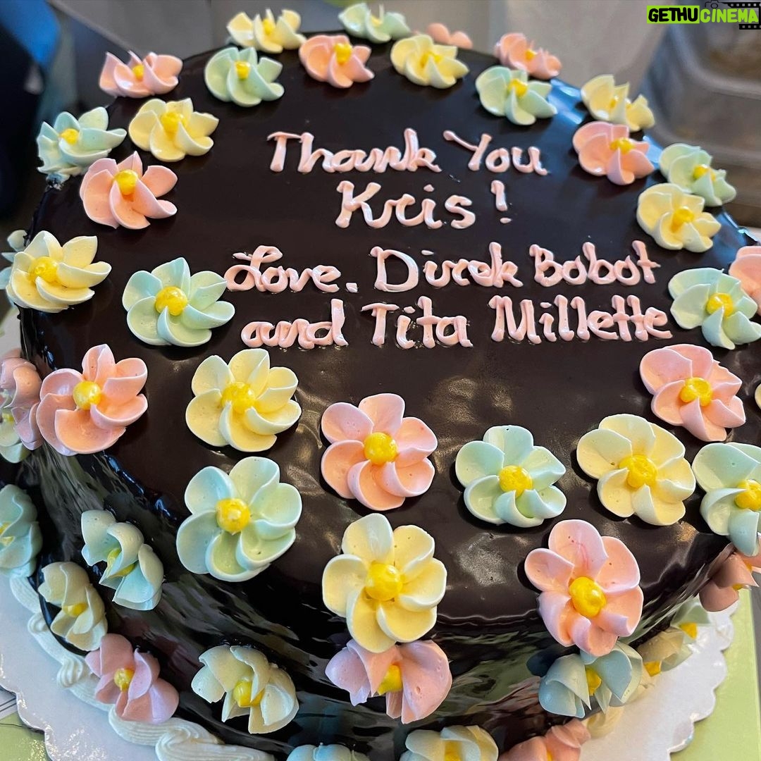 Kris Aquino Instagram - These cakes and the heartwarming note arrived yesterday... as i’ve always said, what you see are just glimpses of my life... marami akong trials nung first 2 weeks of March BUT i endured and managed to take care of the people who matter to me. Yung pinagdaanan ni ate @milesocampo that is her story to share with all of you, when she is ready. What i can say is that she is the bridge that brought the Mortiz couple & me together because we love her, and i’m sure kayo rin- handa to do all you can during this time na pandemic para tulungan ang mga taong we consider FAMILY. Honestly, care bears na ko sa opinions nung hindi kami personal na kilala- but i am 100% sure, the people who have close, regular interaction with kuya josh (still LOVING & 100% decided he’s staying in Alto in Tarlac FOREVER), bimb, and me LOVE us because we are REAL. And we love them even more. Because as i said “actions speak so much louder than mere words.”
